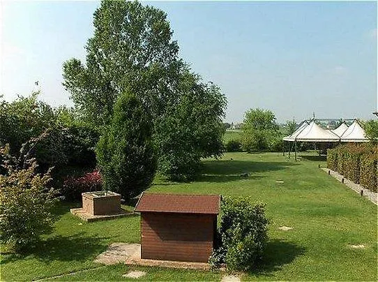 Szálloda Fondo Catena Ferrara